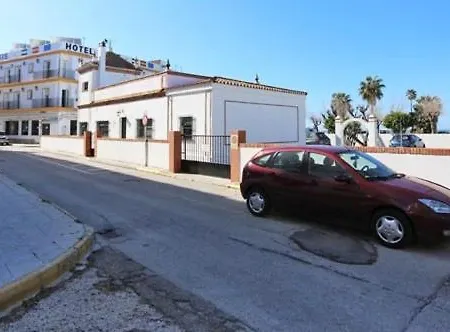 Vistas Al Mar A Pie De Playa